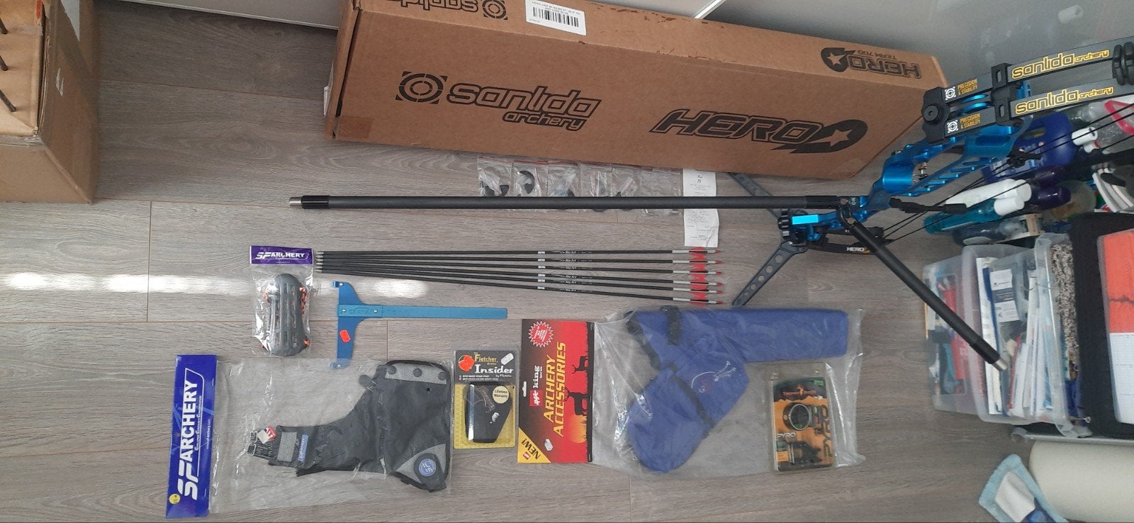 Super compleet nieuwe compound set alles klaar om te beginne, Sport en Fitness, Handboogschieten, Ophalen of Verzenden, Compoundboog