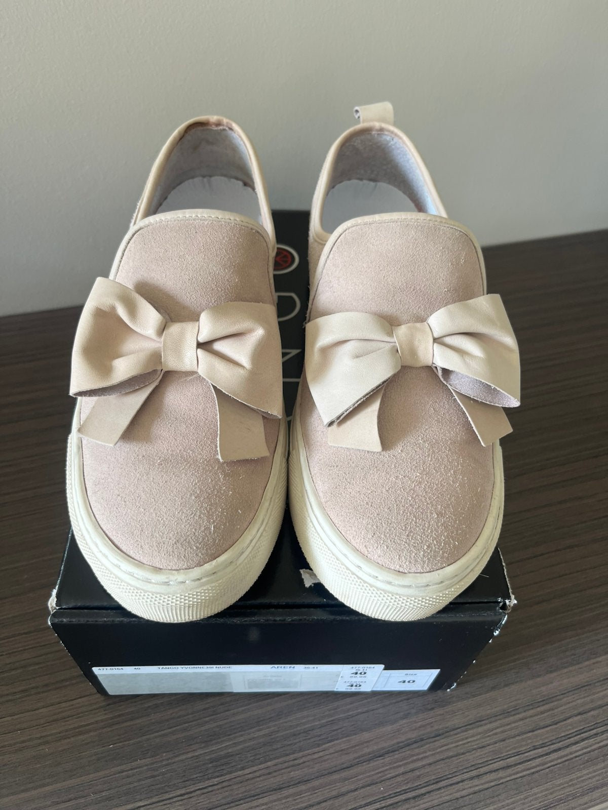 Schoenen Tango maat 40, Kleding | Dames, Schoenen, Overige typen, Ophalen of Verzenden, Zo goed als nieuw, Roze
