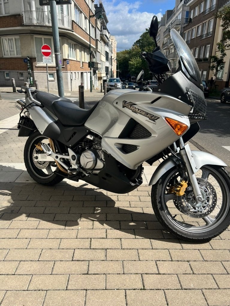 honda varadero 1000, Permis Moto A, Tourisme, Occasion, Plus de 35 kW