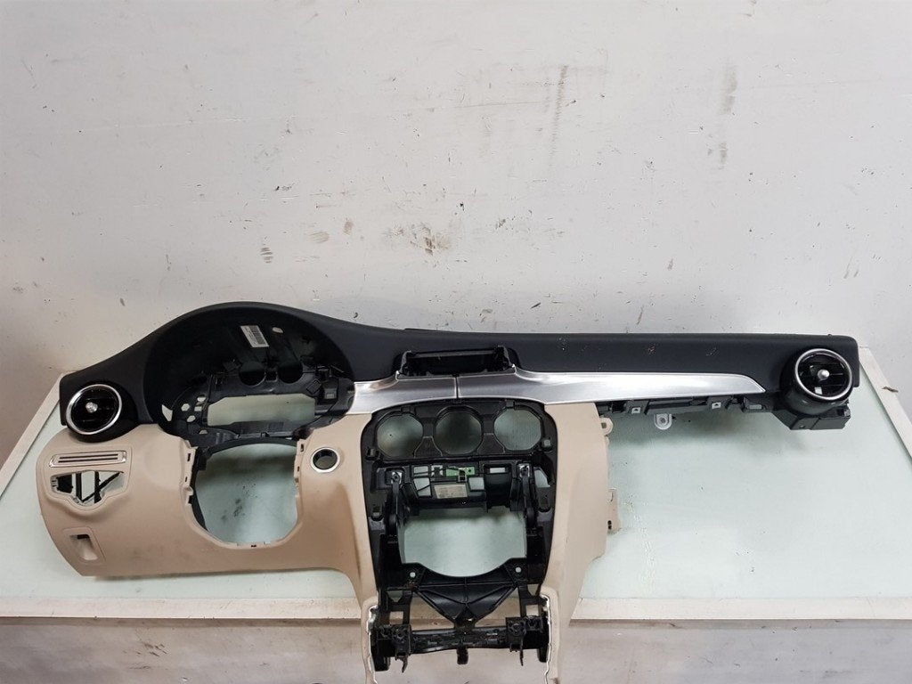 AIRBAG SET + DASHBOARD Mercedes-Benz C (W205), Gebruikt, Mercedes-Benz, Dialog.mb@mercedes-benz.com, Mercedes-Benz AG