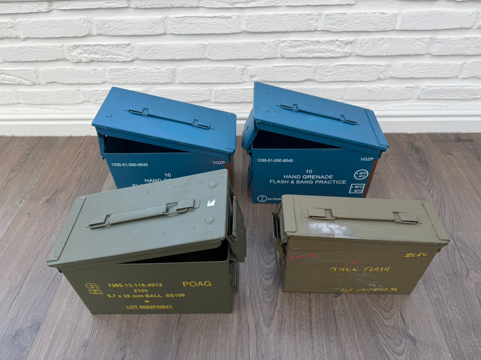 Boîtes à munitions, Collections, Objets militaires | Général, Armée de terre, Enlèvement