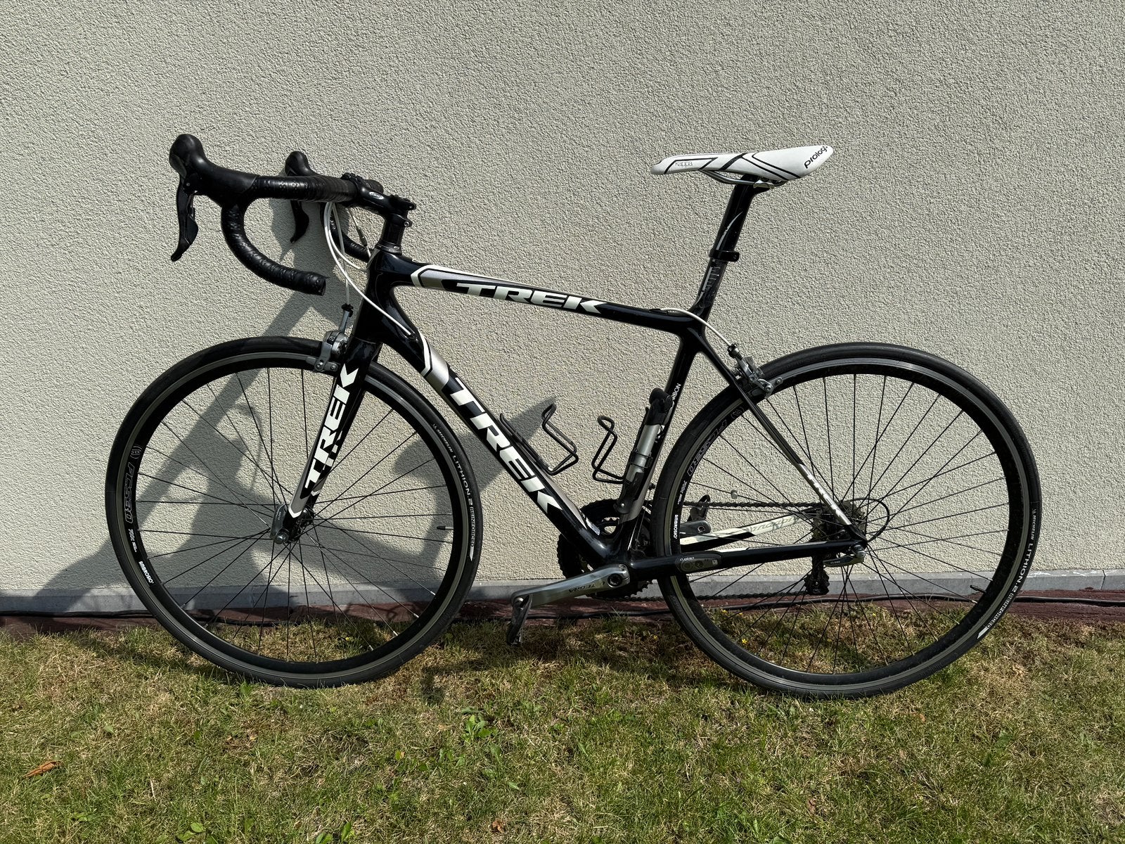 Trek madone 5.2 full carbon, Autres marques, Frein sur jante, Enlèvement, Carbone