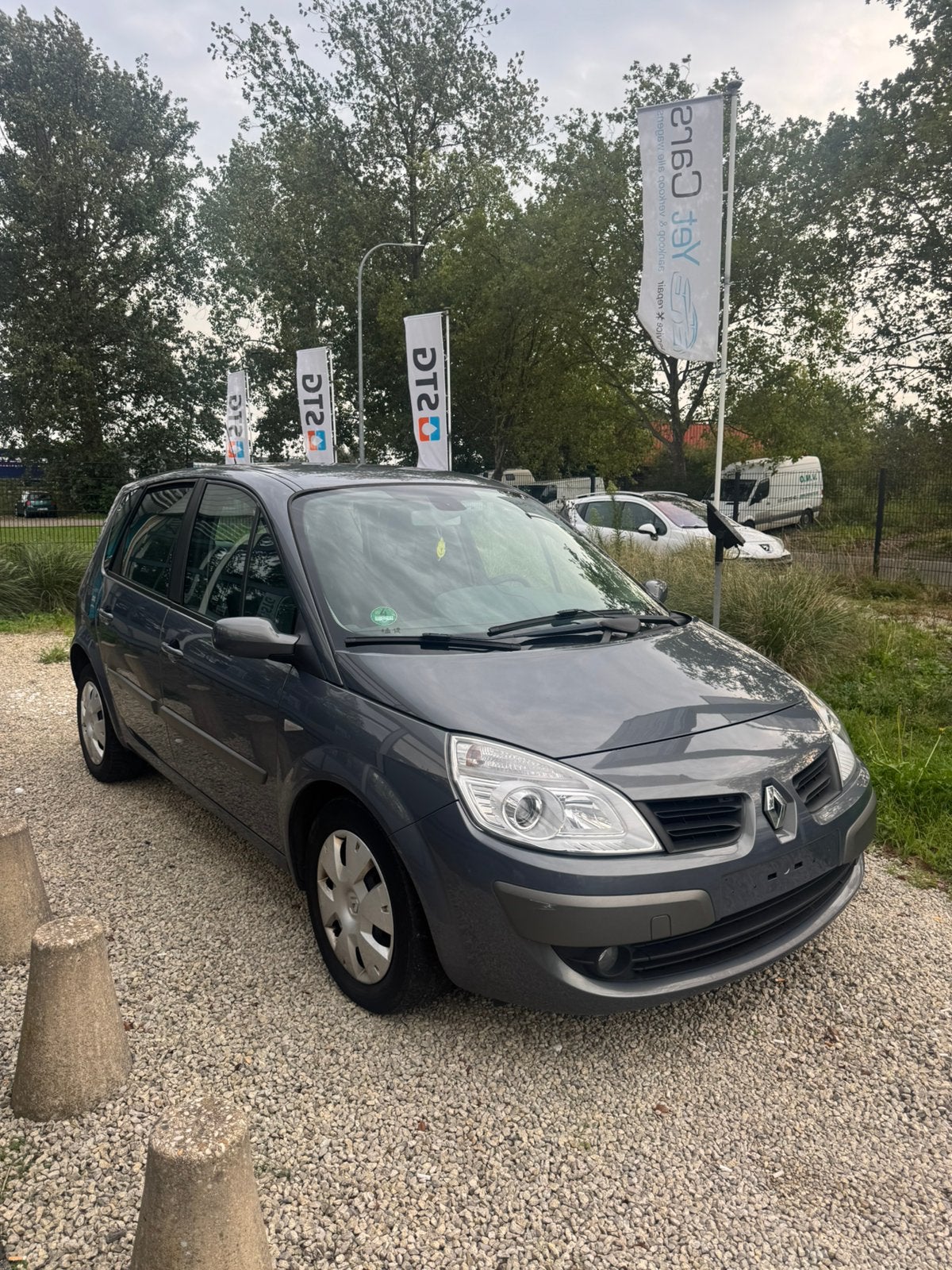 Renault scenic benzine met keuring verkoop en garantie, Autos, Argent ou Gris, Entreprise, Garantie prolongée, Boîte manuelle