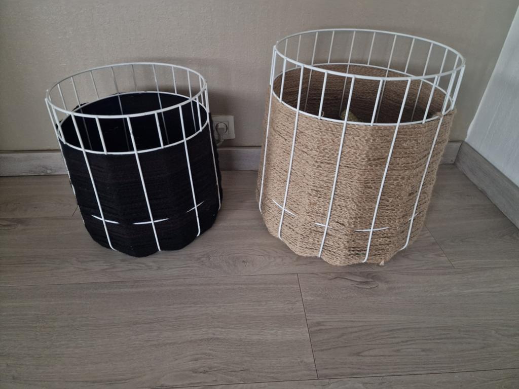 Opbergmanden. Ik heb ze zelf en kleur gegeven met breidraden, Huis en Inrichting, Ophalen of Verzenden