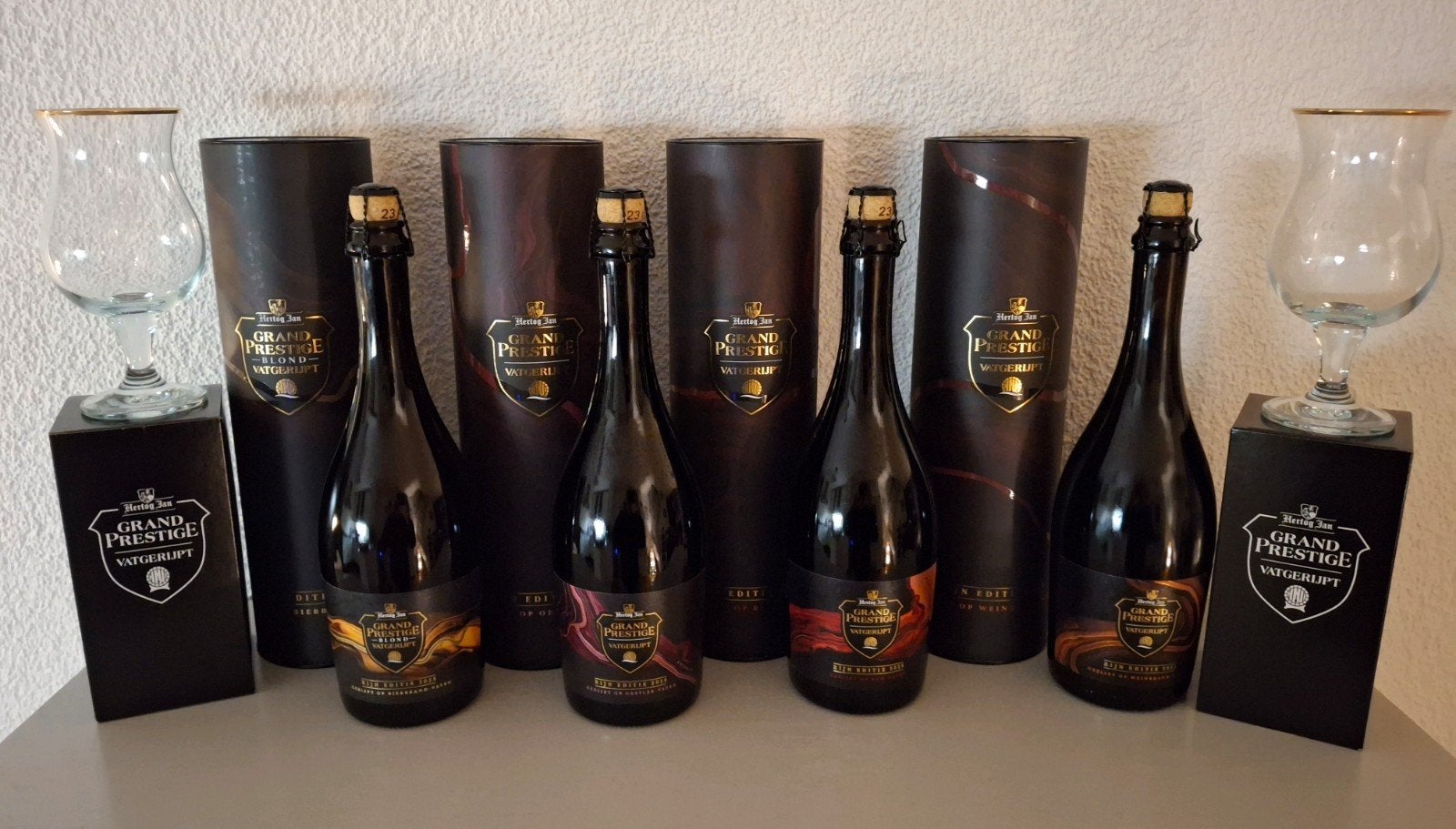Hertog Jan Grand Prestige Vatgerijpt 2025 Rijn Editie, Verzamelen, Biermerken, Ophalen of Verzenden, Nieuw, Flesje(s), Hertog Jan