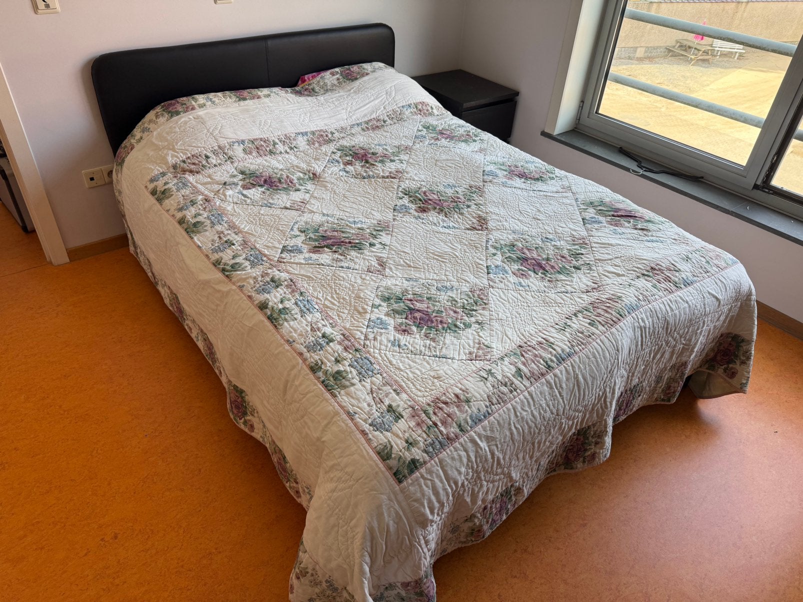 Slaapkamer zeer goede staat, Ophalen