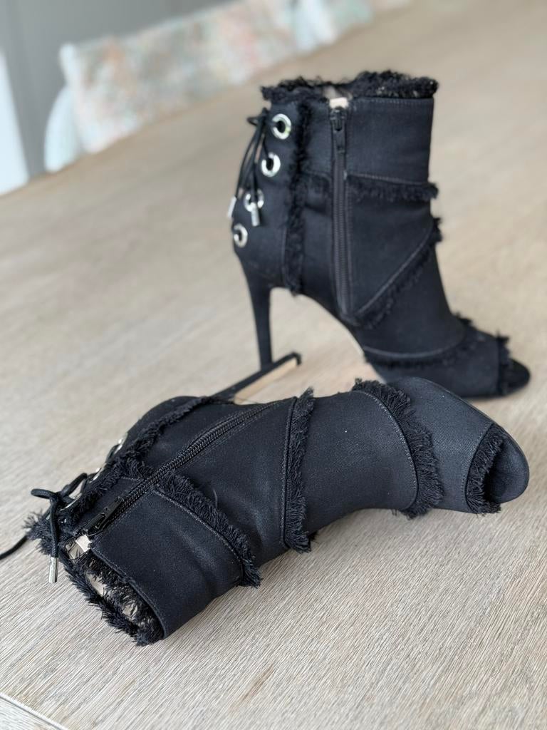 Talons Guess, Enlèvement ou Envoi, Chaussures à haut talons, Comme neuf, Noir