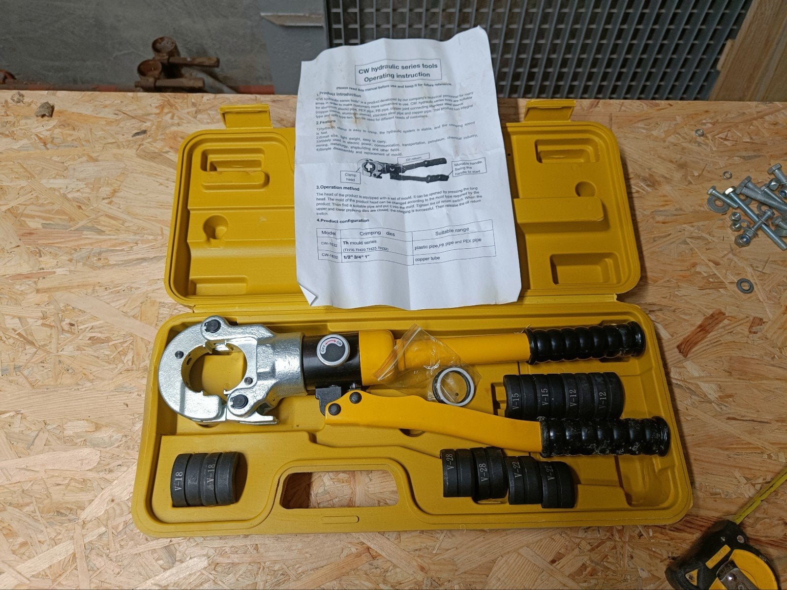 Sertisseuse hydraulique pour tuyau alpex, multicouche, Ophalen, Nieuw