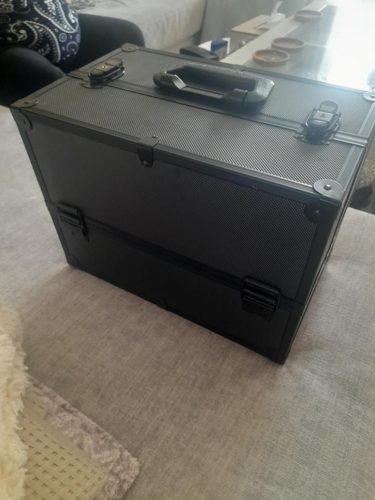 Koffer voor nagelstylistes/make up artiest,..., Handtassen en Accessoires, Koffers, Ophalen, Hard kunststof, Nieuw, Minder dan 50 cm