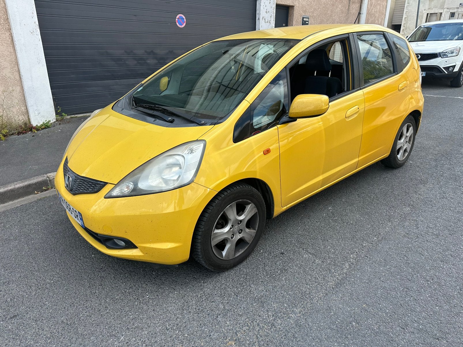 HONDA JAZZ 1,2 16V 03/2011 159000KMS AIRCO, Autos, Honda, Euro 5, Achat, Jaune, Noir