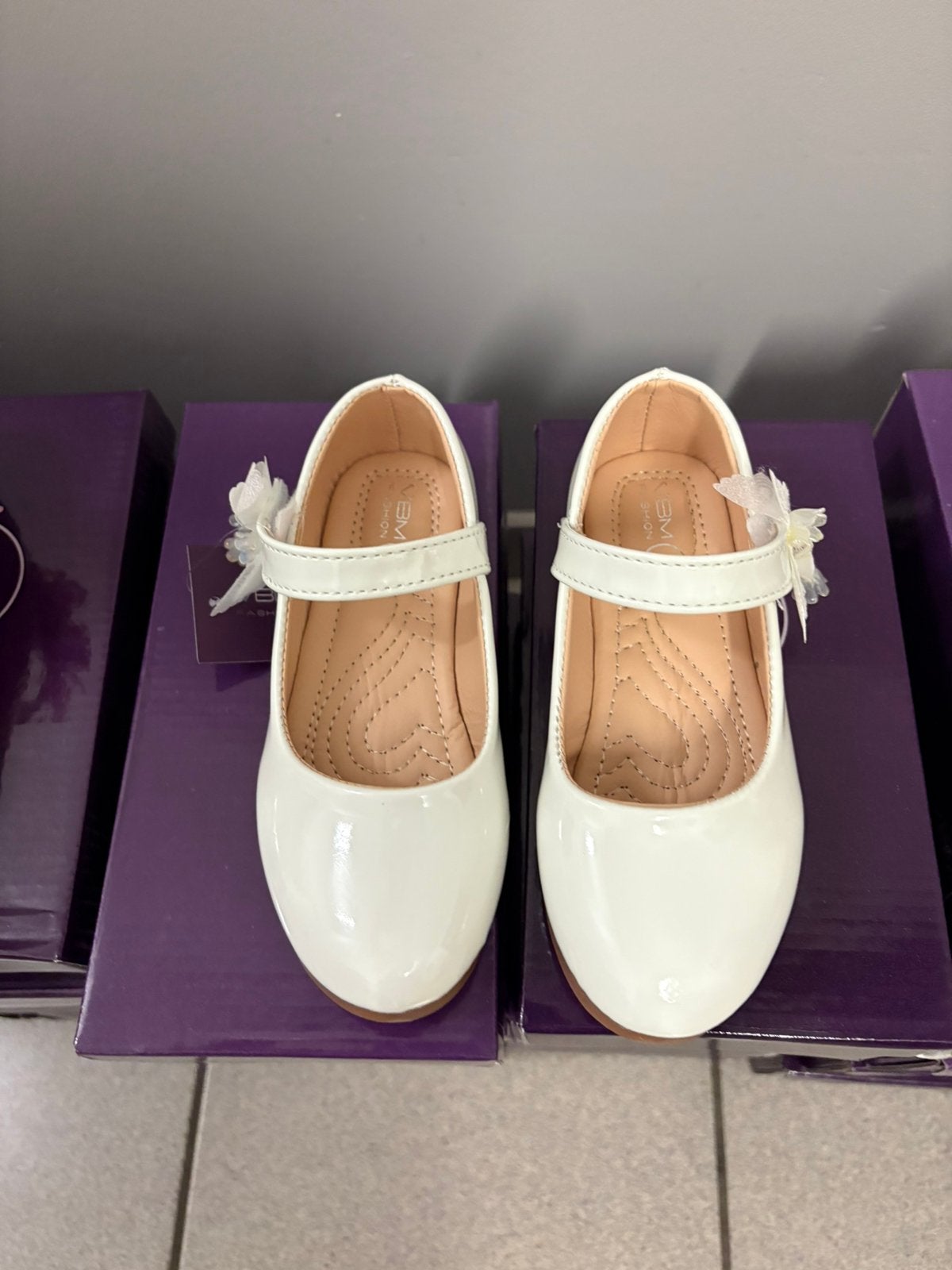 Kinderschoenen meisje lot 66 stuks nieuw, Ophalen, Nieuw, Meisje, Schoenen