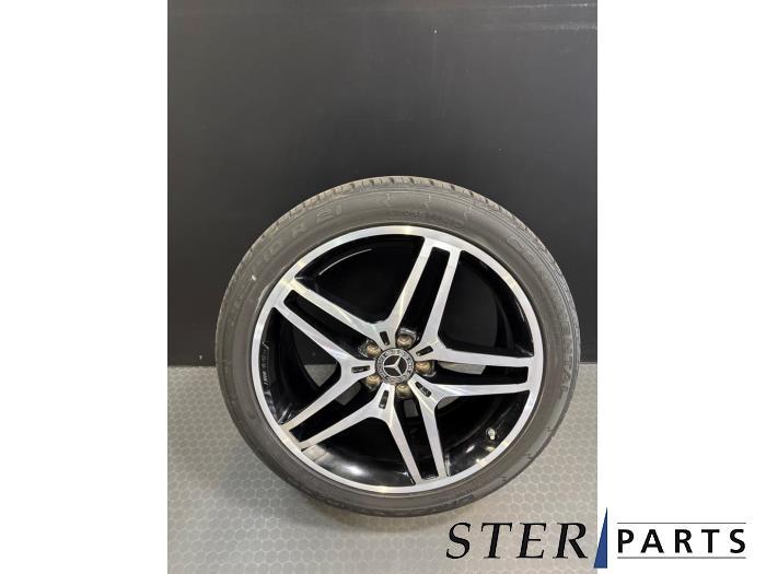 Jeu de jantes sport + pneus d'un Mercedes GLE, Autos : Pièces & Accessoires, Pneus & Jantes, Véhicule de tourisme, -, 3 mois de garantie