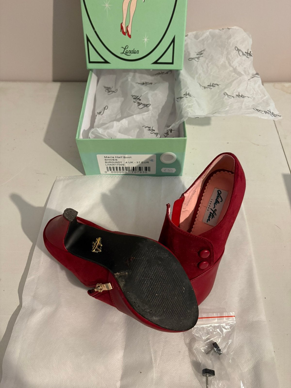 Retro schoenen, Kleding | Dames, Overige kleuren, Ophalen of Verzenden, Zo goed als nieuw, Schoenen met hoge hakken