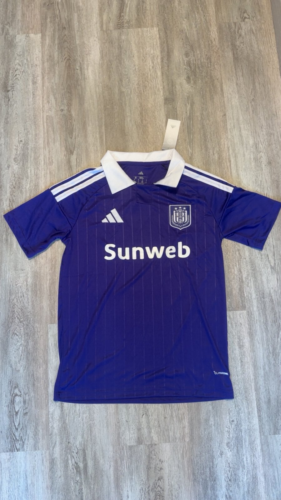 Anderlecht voetbalshirt 2026/2027 maat M, Sport en Fitness, Voetbal, Maat M, Ophalen of Verzenden, Zo goed als nieuw, Shirt