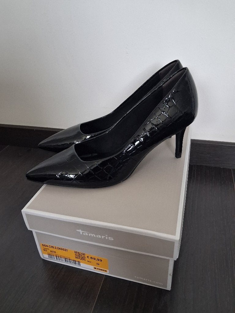 Tamaris pump, Pumps, Zwart, Zo goed als nieuw, Ophalen