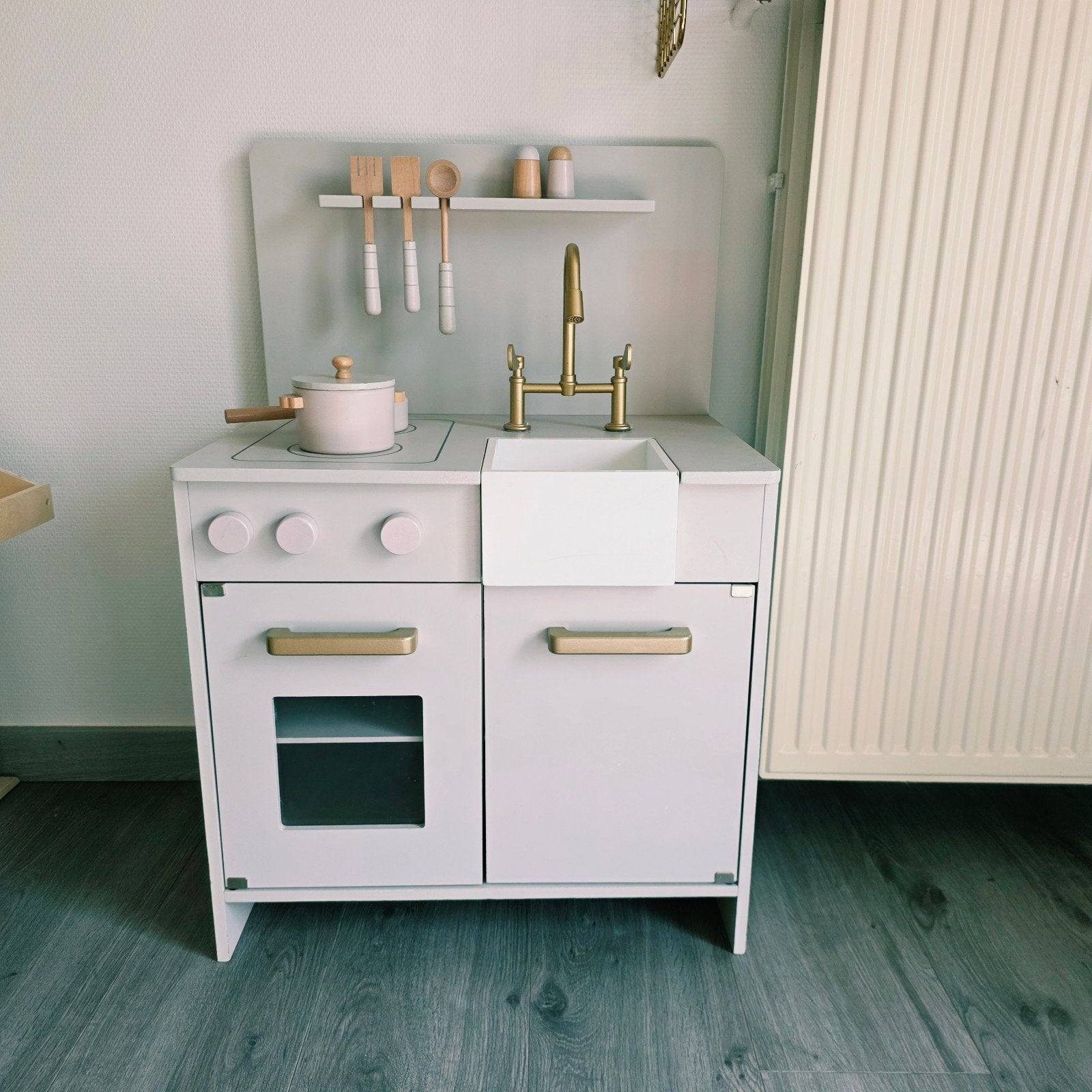 Houten speelkeuken rose van Petite Amelie, Enlèvement, Utilisé, Bois, Jouer à la cuisine