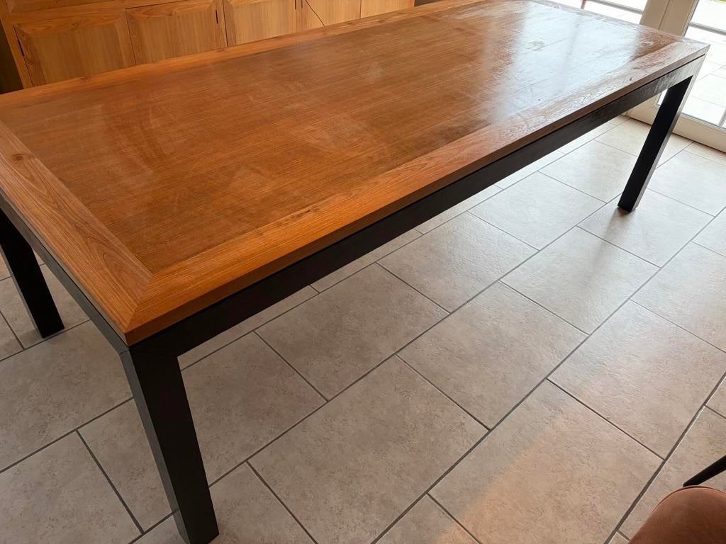 Grote tafel in teak hout, Huis en Inrichting, Ophalen, Zo goed als nieuw, Teak, 6 tot 8 stoelen