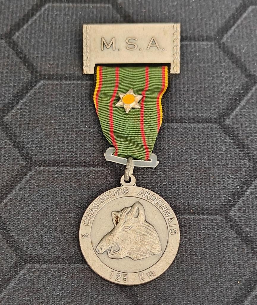 Belgique 3e Chasseurs Ardennes 125 km Marsmedaille, Collections, Objets militaires | Général, Enlèvement ou Envoi, Armée de terre