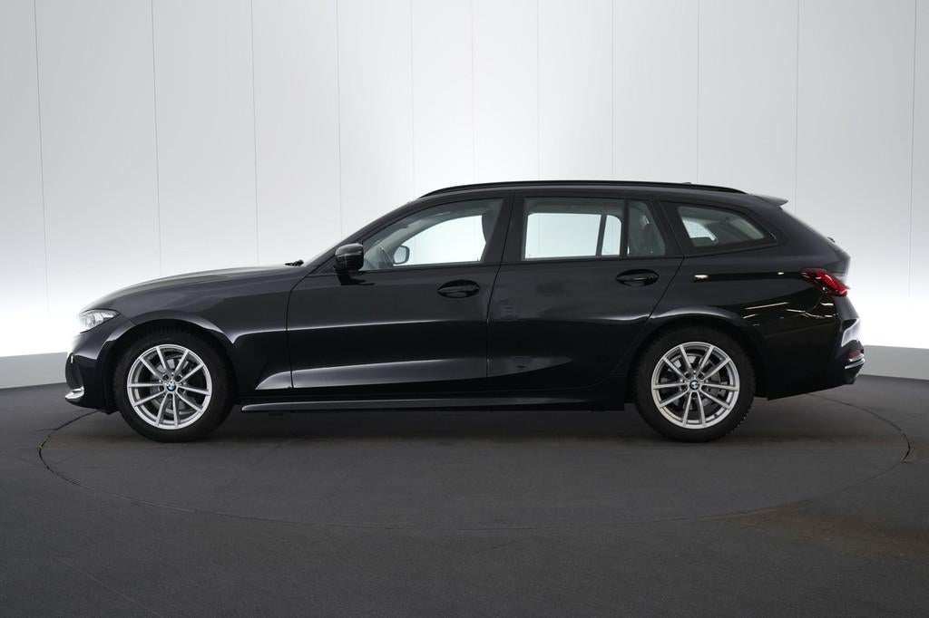 (2DDK046) BMW 3 TOURING, Auto's, BMW, Euro 6, 136 pk, Zwart, Bedrijf