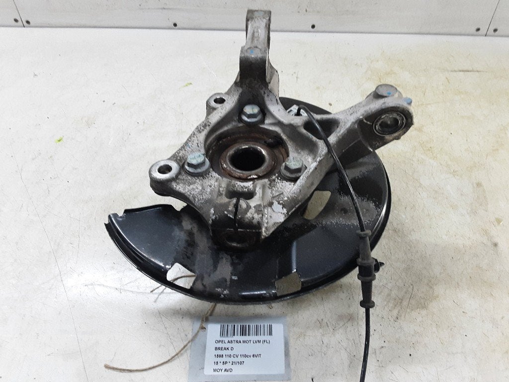 WIELNAAF RECHTS VOOR Opel, Gebruikt, Opel, Opel Automobile GmbH, Kontakt-opel@opel.com