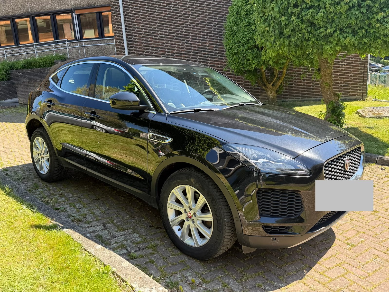 Jaguar E-Pace 2.0D volledige optie, 4 cilinders, Zwart, Leder, Particulier