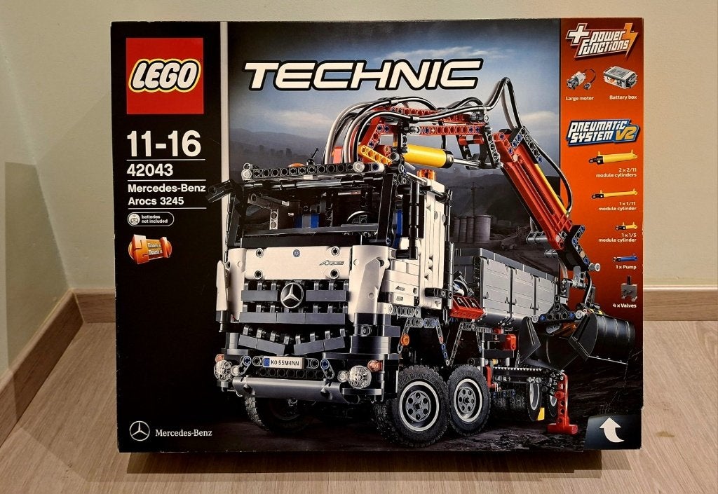 Lego Technic Mercedes-Benz Arocs 3245 - 42043 NIEUW SEALED, Neuf, Instructions incluses, Lego, Ensemble complet