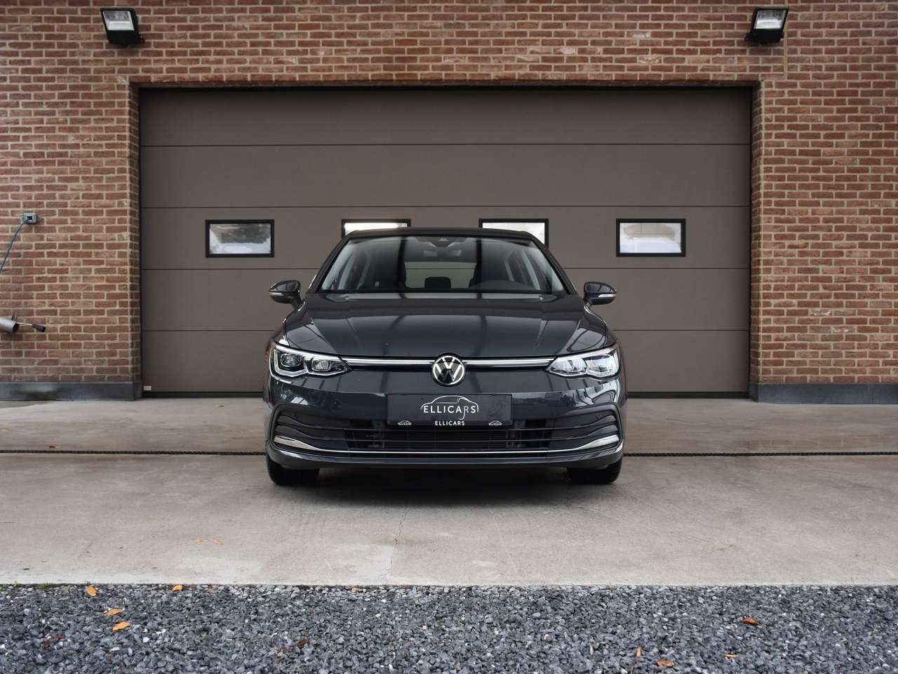 Volkswagen Golf 1.5 eTSI DSG STYLE / MASSAGE / CARPLAY / CA, Auto's, 1498 cc, Zwart, 4 cilinders, 0 kg