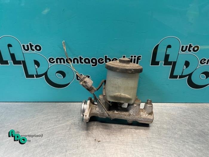 Cylindre de frein principal d'un Toyota Starlet (Starlet 95-, Autos : Pièces & Accessoires, -, 3 mois de garantie, Toyota, Utilisé