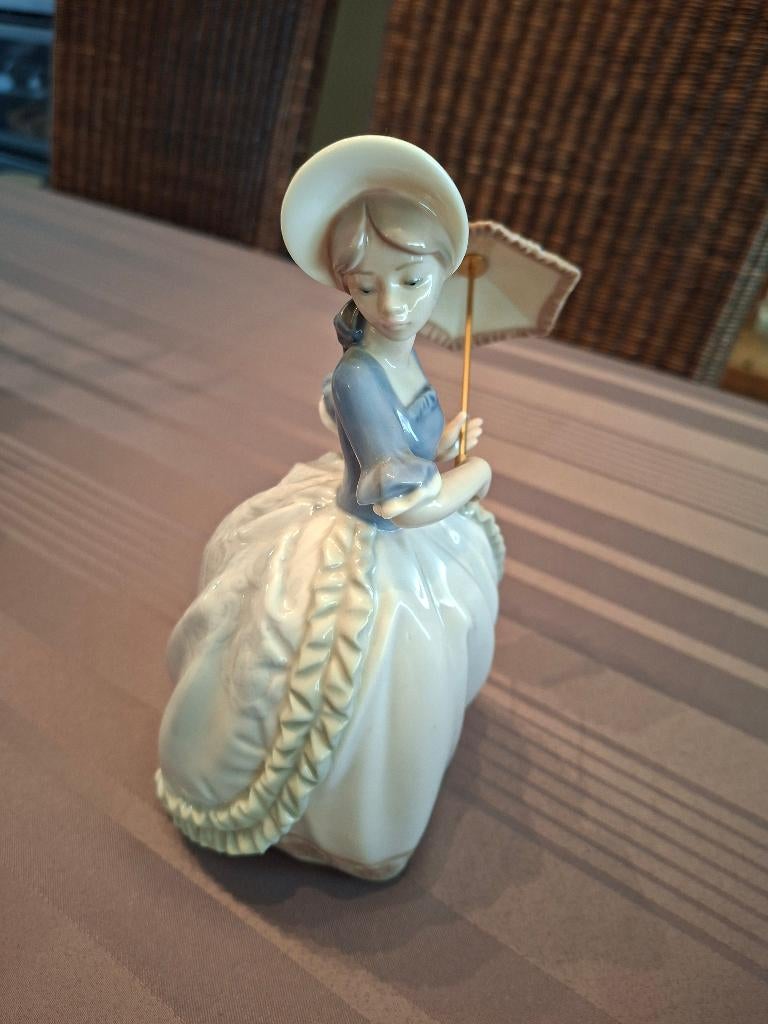 beeldje van Nao by Lladro, Enlèvement, Comme neuf, Humain