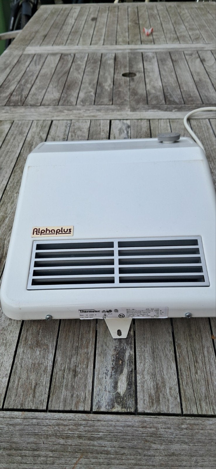 muurverwarming electrisch Alphaplus 2000 watt, Ophalen
