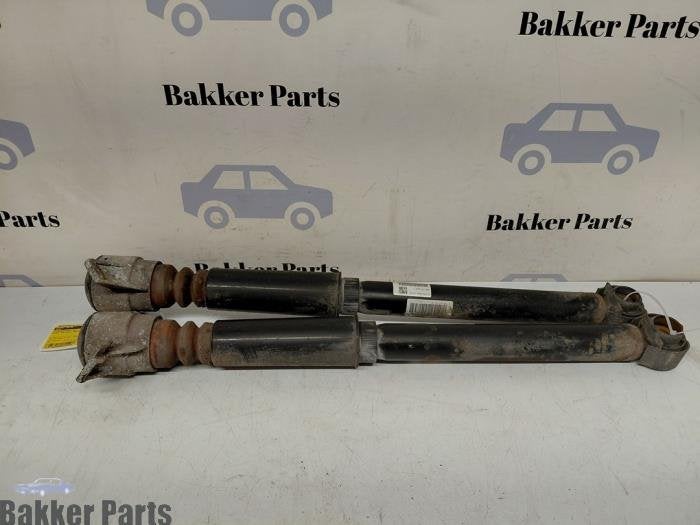 Kit amortisseur d'un Audi A4, -, -, 3 mois de garantie, Audi