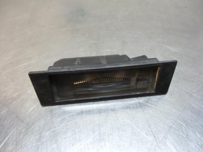 Eclairage immatriculation d'un BMW 1-Serie (1-Serie 03-), -, Utilisé, -, Enlèvement ou Envoi