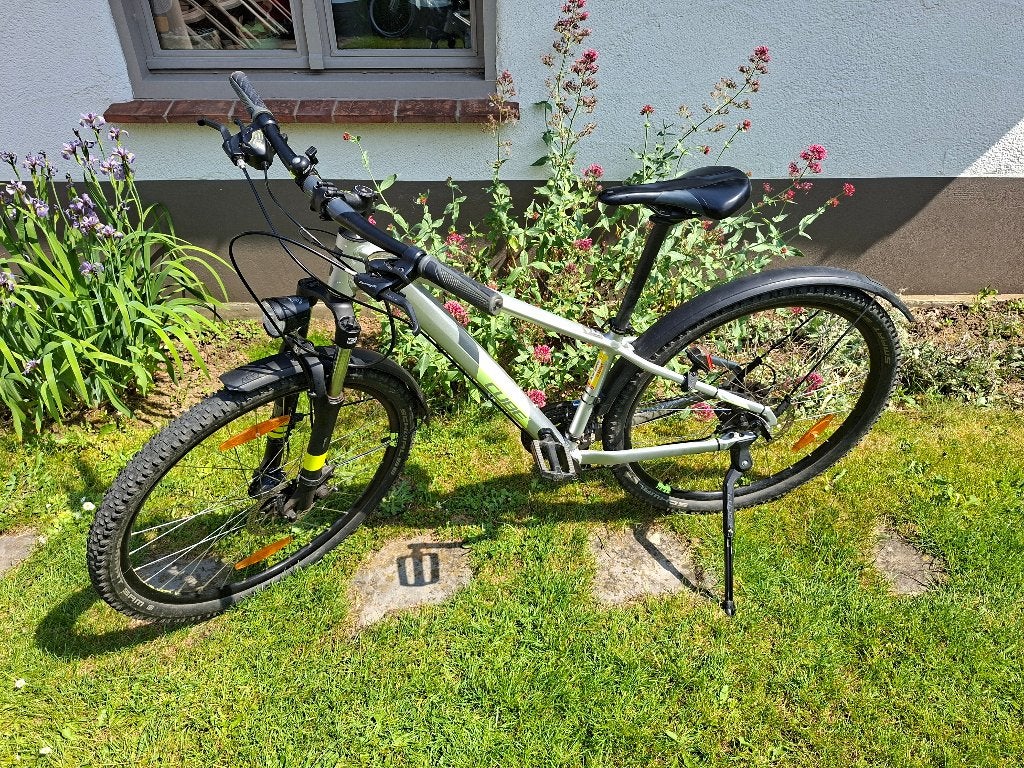 Jongensfiets cube  27,5 inch, Fietsen en Brommers, Gebruikt, Versnellingen, Cube, Schijfrem