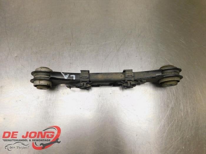 Bras de suspension arrière gauche d'un BMW 1-Serie, -, 3 mois de garantie, Utilisé, -