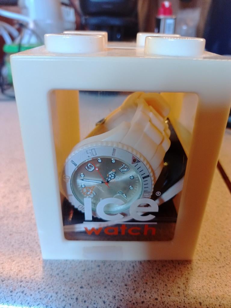 Montre ICE watch blanche dans sa boîte d'origine, Autres marques, Synthétique, Enlèvement, Synthétique