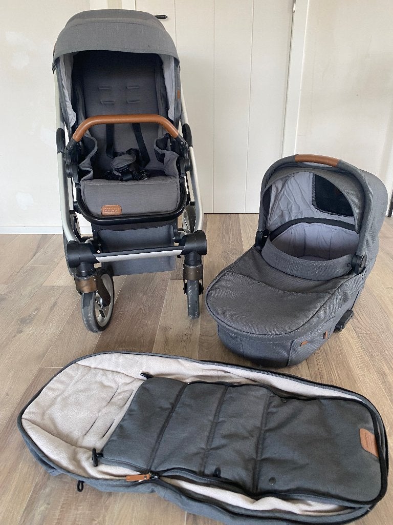 Kinderwagen Mutsy- zeer mooie staat!, Gebruikt, Mutsy, Verstelbare duwstang, Ophalen