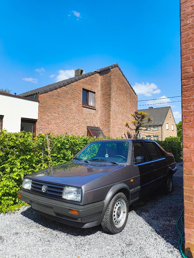 Volkswagen Jetta mk2, Auto's, Volkswagen, Particulier, Jetta, Benzine, Berline, 4 deurs, Handgeschakeld, Zilver of Grijs, Grijs
