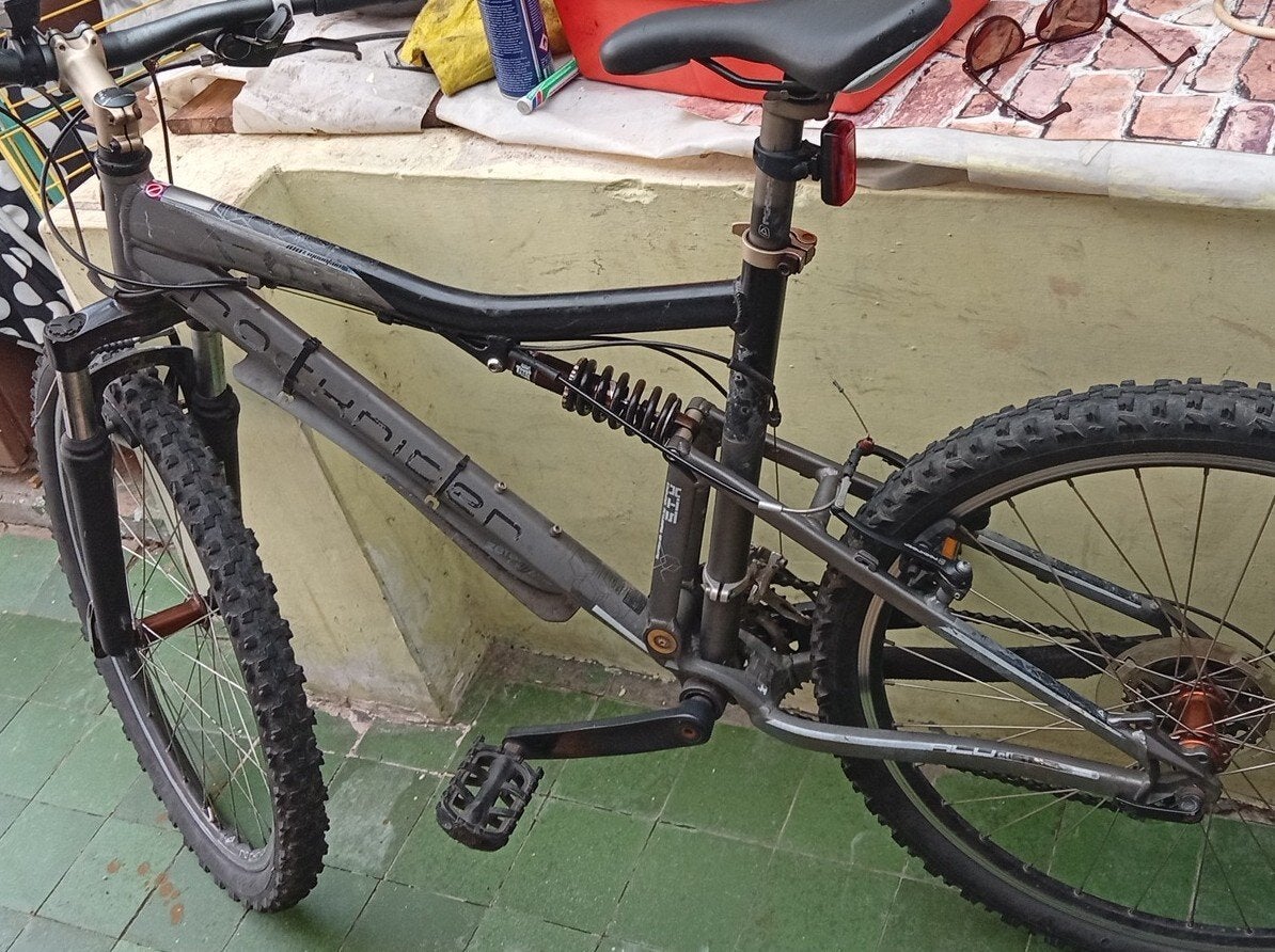 VTT 26" Prêt a utilisation pr F et G, Gebruikt, Versnellingen, ROCKRIDER, Schijfrem