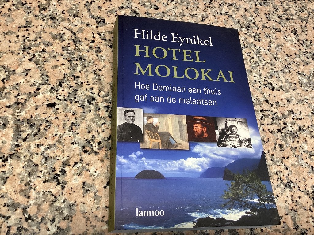 HOTEL MOLOKAI. Hoe Damiaan een thuis gaf aan melaatsen, Livres, Livres offerts à l'occasion de la semaine du livre, Enlèvement ou Envoi