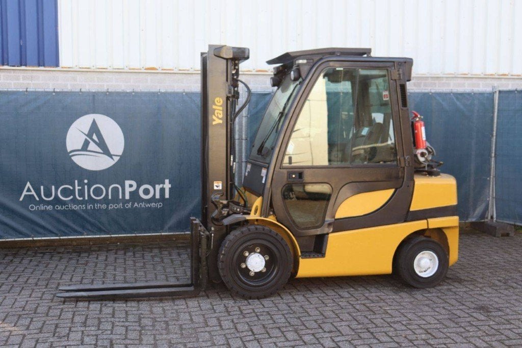 Veiling: Heftrucks en Reachtrucks, Ophalen, Diesel, Heftruck