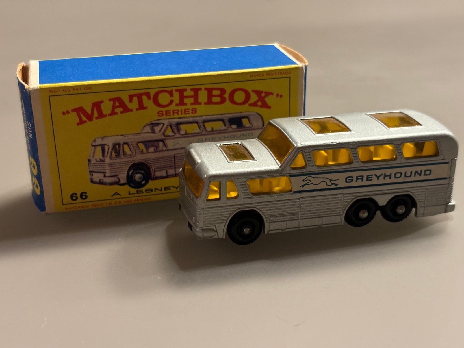 Matchbox Greyhound bus nr66, Ophalen of Verzenden, Zo goed als nieuw