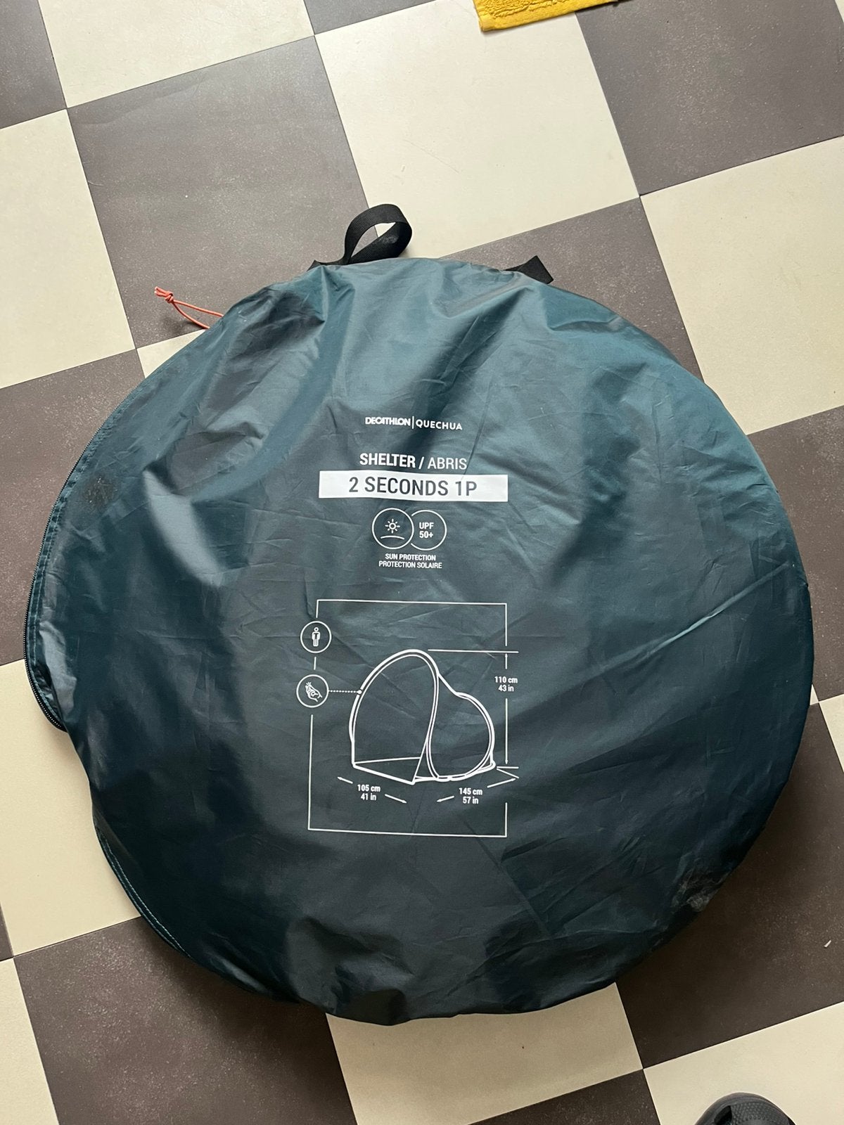 Decathlon strandtent 2 sec - slechts 1 x gebruikt, Ophalen, Zo goed als nieuw