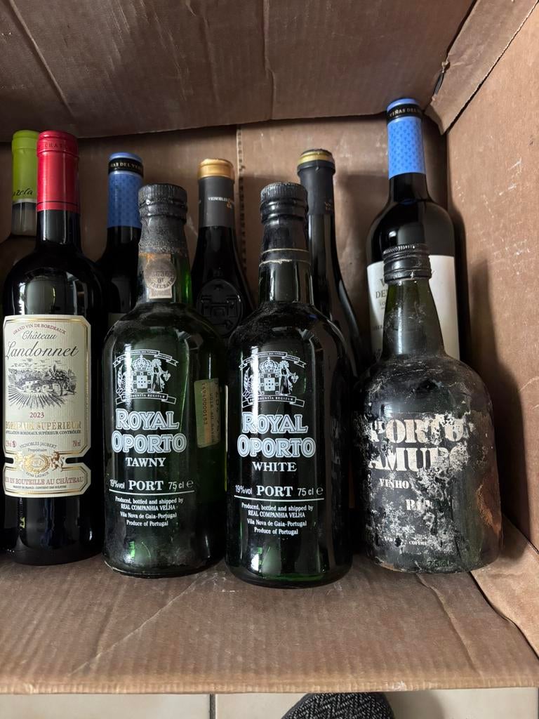 Diverses bouteilles de vin et Porto, Collections, Enlèvement, Comme neuf, Porto
