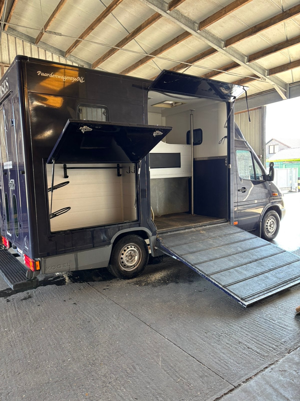 Mercedes-Benz 308 CDI paardencamionnette – 2 paarden, Autos, Mercedes-Benz, Autres modèles, Achat, 3 places, Diesel