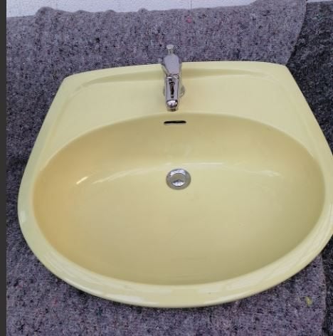 vintage wastafel lavabo xl Villeroy Boch lichtgeel 1969, Ophalen, Huis en Inrichting