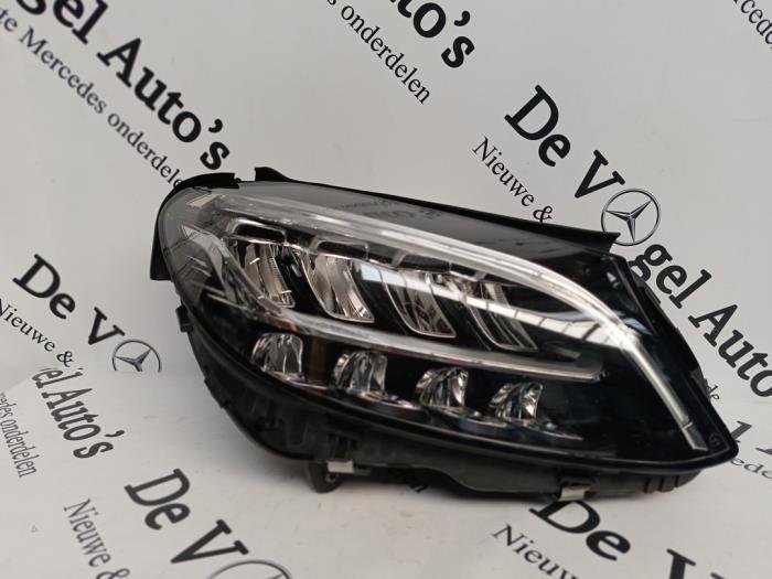Koplamp rechts van een Mercedes C-Klasse, 12 maanden garantie, Gebruikt, -, Ophalen of Verzenden