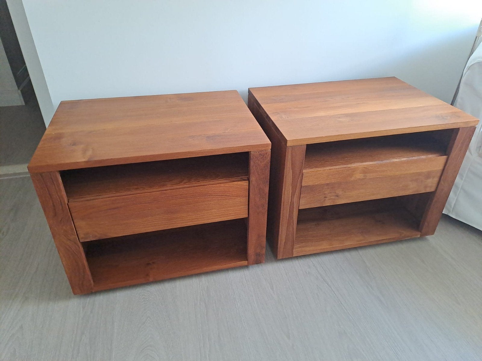 Tables de chevet en teck massif, haute qualité, Enlèvement, Comme neuf, Bois