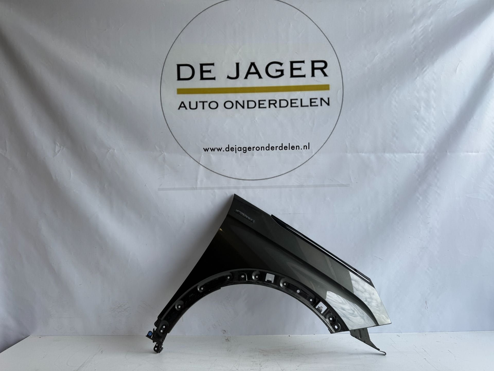 Aile avant droite pour Peugeot 3008 et 5008 GT ( partir de 2, Taurusavenue 1
2132 LS  Hoofddorp, NL, Contact.group@renault.com