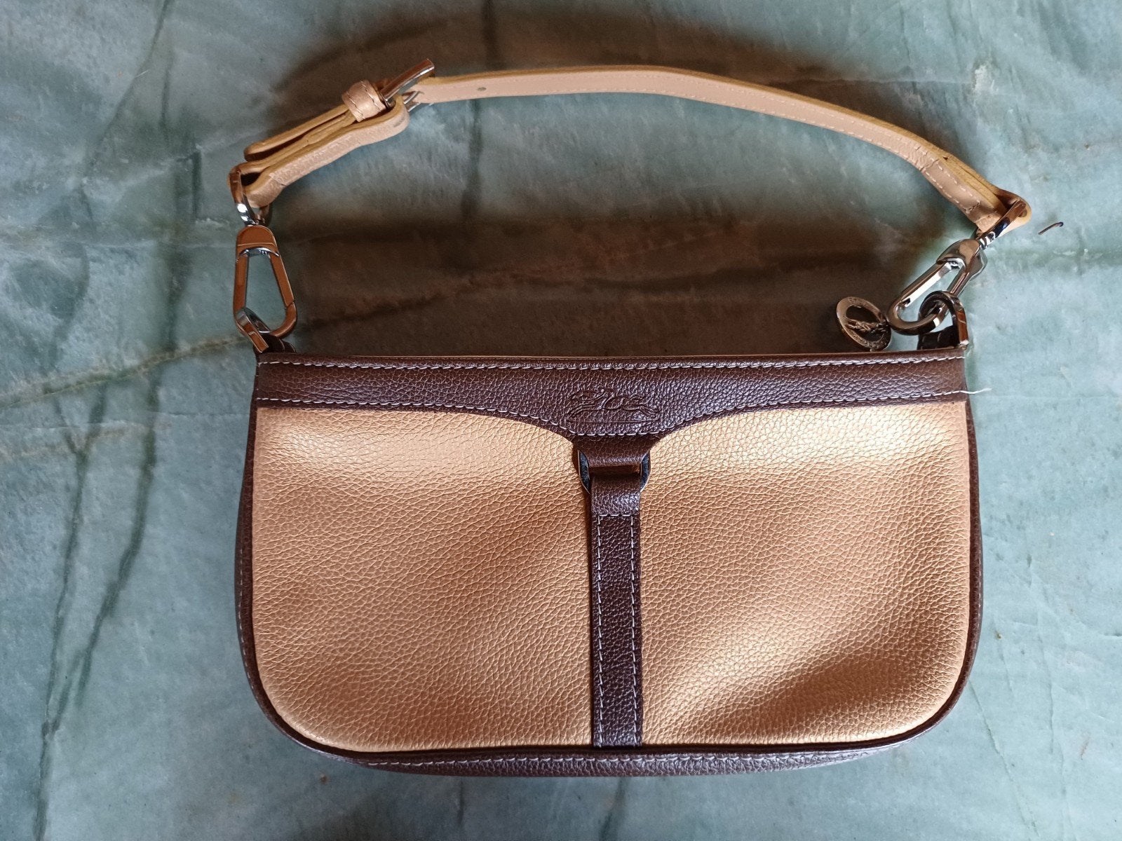 Longchamp clutch/gsm tasje, Ophalen, Zo goed als nieuw, Leder