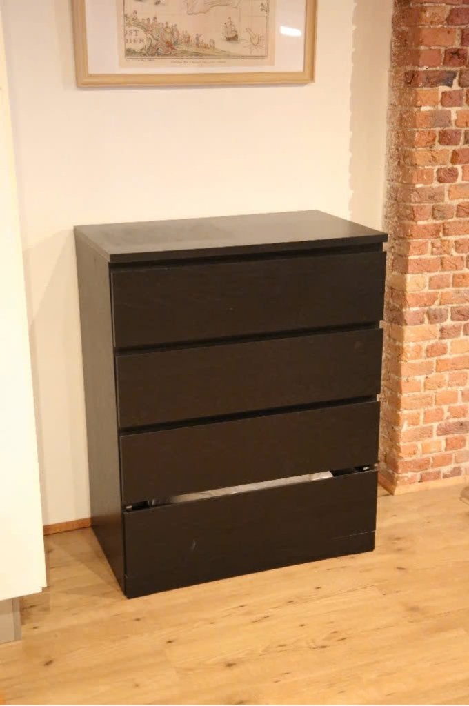 IKEA MALM ladekast – zwartbruin – 4 lades, Huis en Inrichting, Ophalen, Gebruikt, 100 tot 150 cm, 50 tot 100 cm
